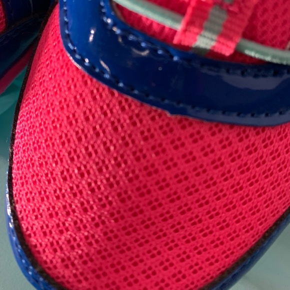 NWT GIRLS CHAMPION VINTAGE RUNNING SHOES - Picture 7 of 16